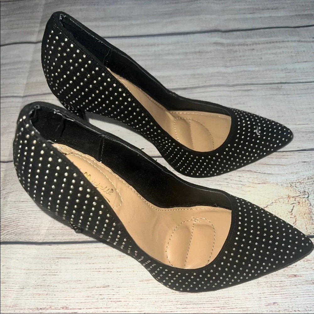beaded anne michelle heels